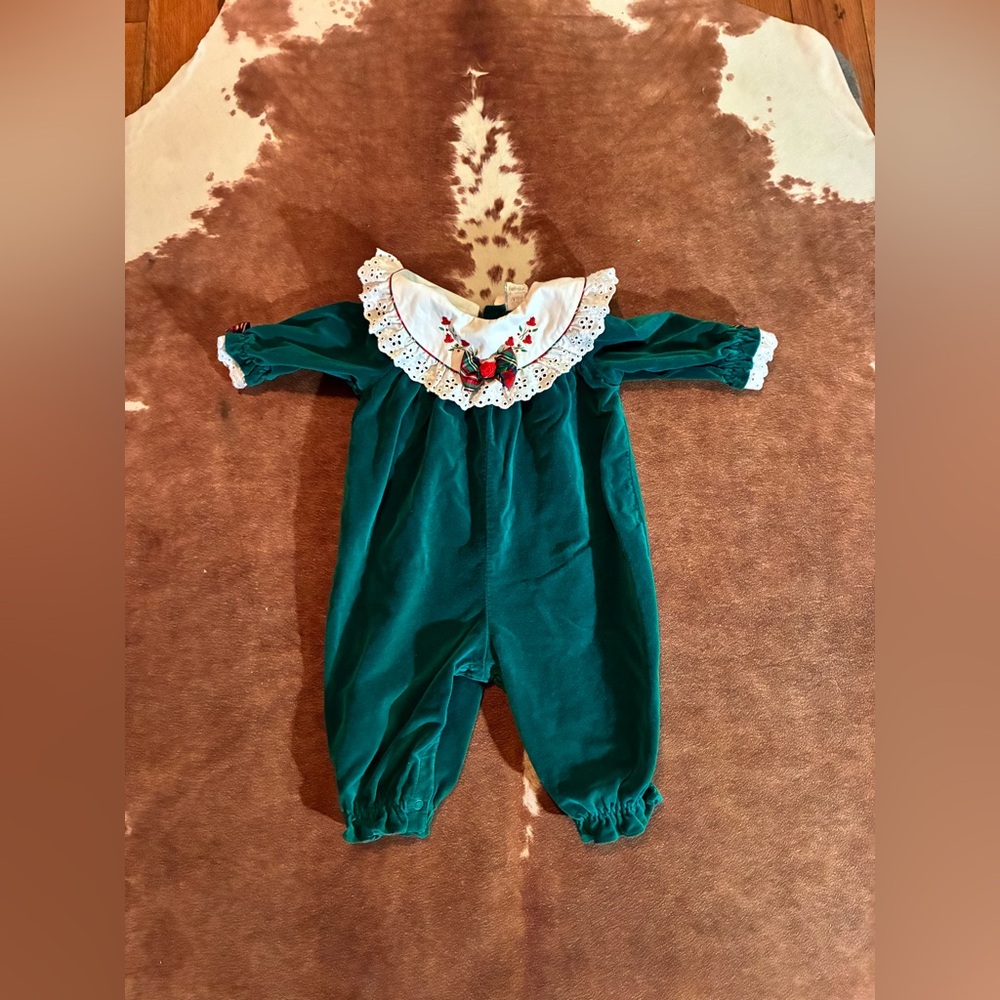 Vintage smocked Christmas girls one piece suit size 6/9 month